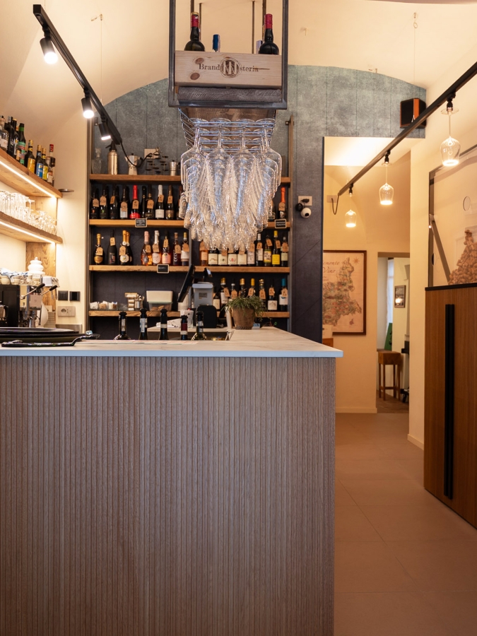 03 Brandosteria ristorante ingresso bancone02