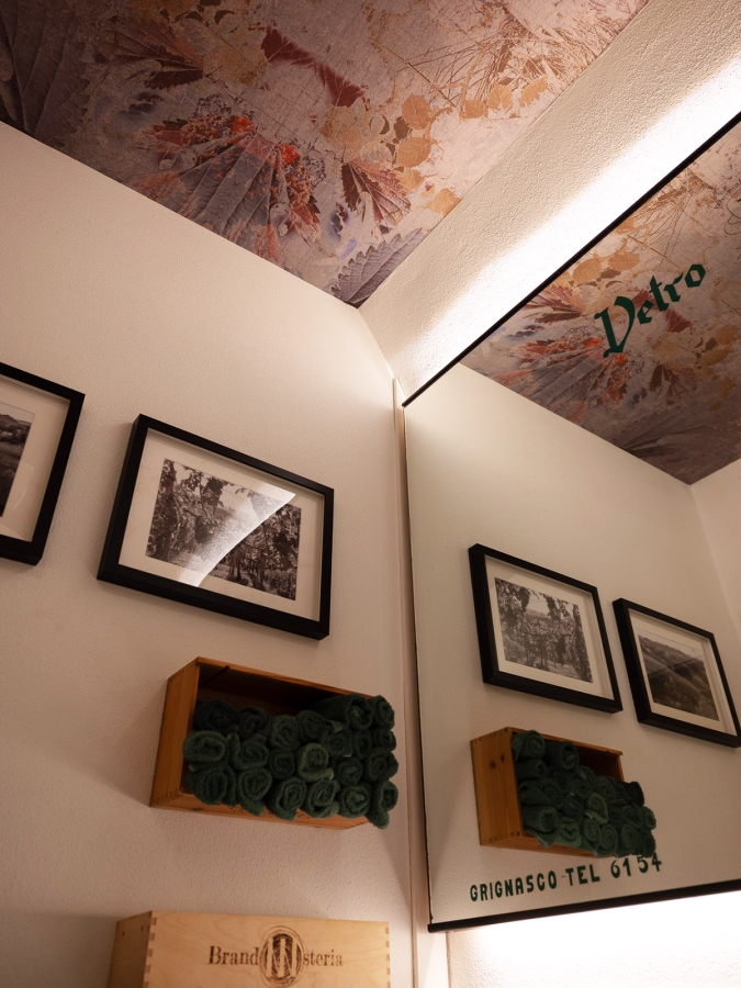 28 Brandosteria ristorante bagno dettaglio luce tappezzeria01